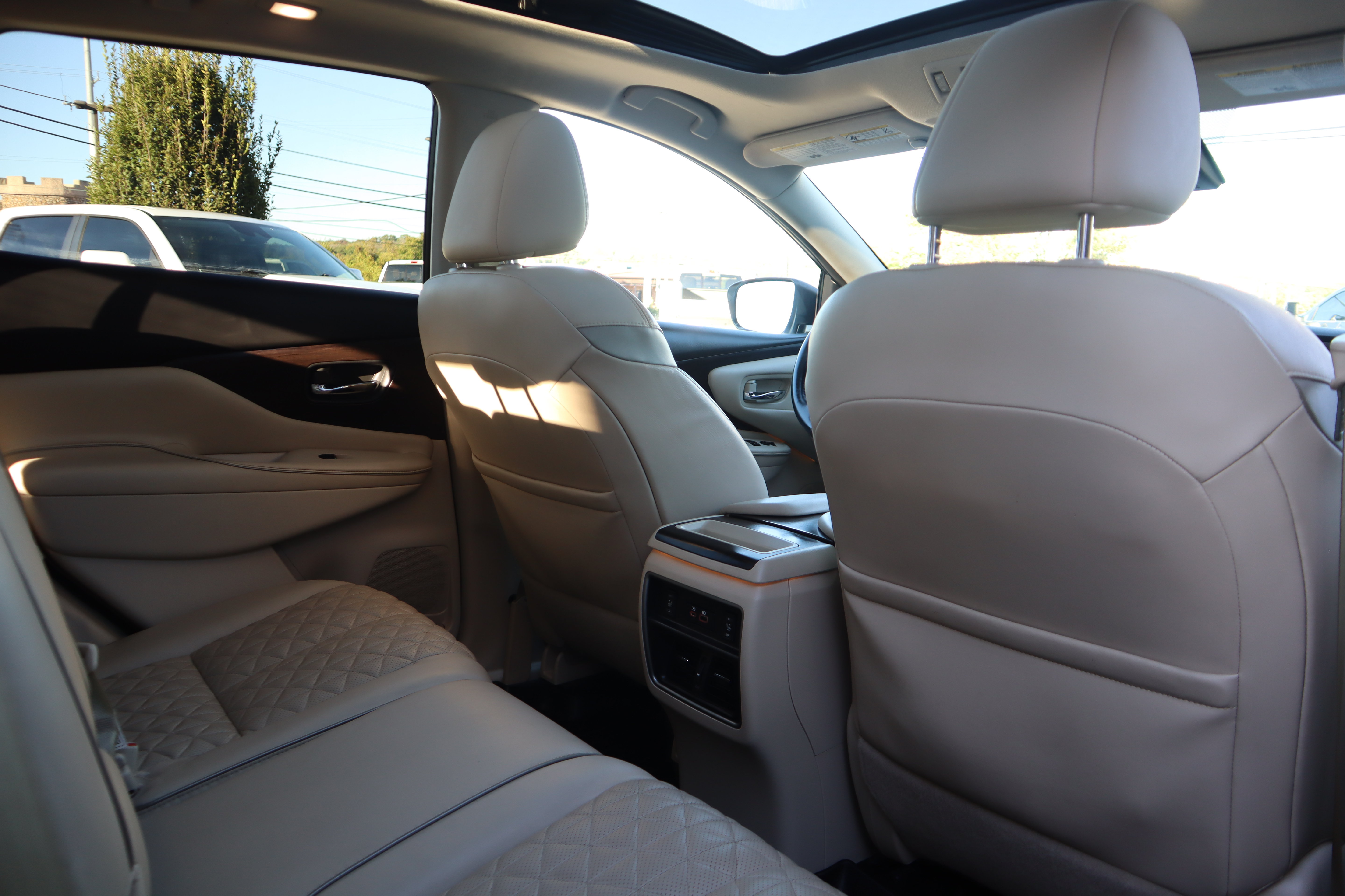 Used 2019 Nissan Murano Platinum AWD/4WD image 28