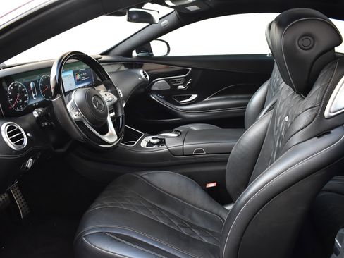 Used 2020 Mercedes-Benz S 560 4MATIC Coupe w/ AMG Line Exterior image 20