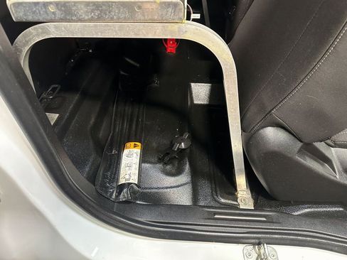 Used 2021 Chevrolet Colorado LT w/ Fleet Safety Package image 86