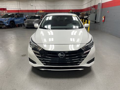 Used 2024 Nissan Versa SV w/ Trunk Package image 6