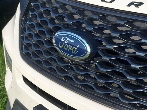 Used 2021 Ford Explorer ST w/ Equipment Group 401A AWD/4WD image 4