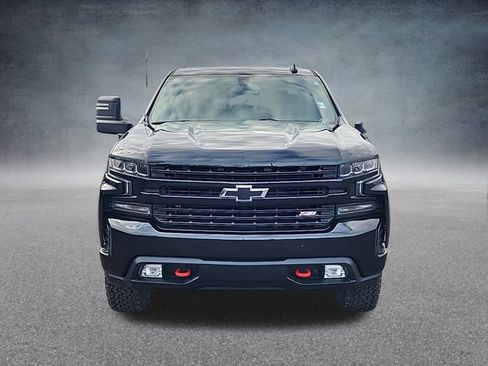 Used 2020 Chevrolet Silverado 1500 LT Trail Boss image 2