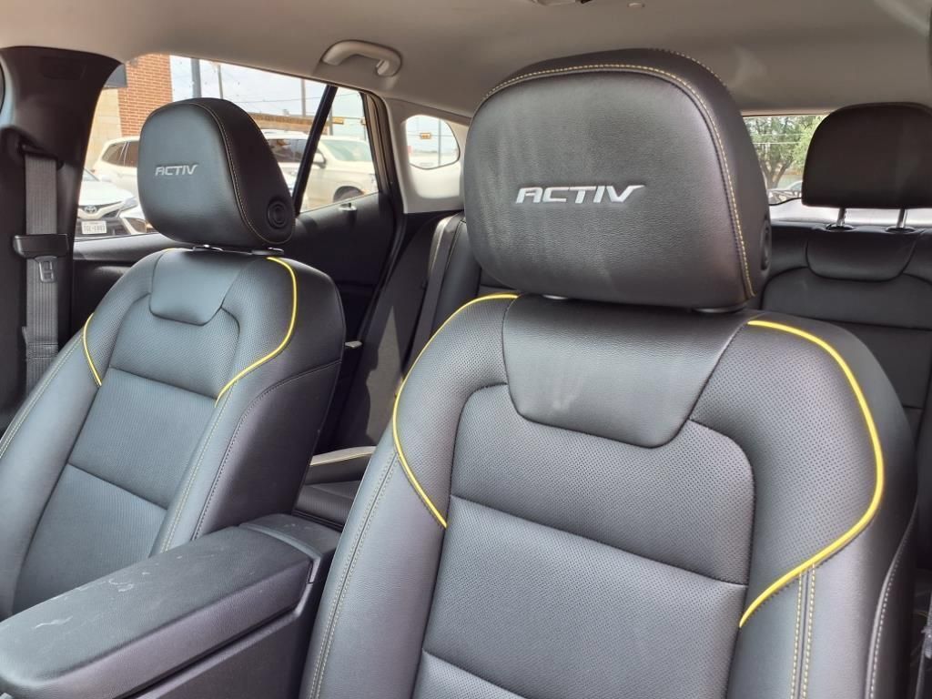 Used 2025 Chevrolet Trax ACTIV w/ Driver Confidence Package FWD image 14