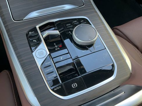 New 2026 BMW X5 sDrive40i w/ Climate Comfort Package image 12