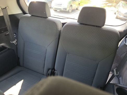 Used 2019 Kia Sorento L FWD image 22