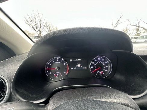 Used 2024 Kia Forte LXS image 11