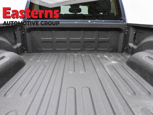 Used 2025 RAM 2500 Big Horn AWD/4WD image 9