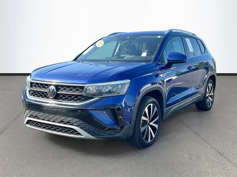 Used 2022 Volkswagen Taos SE image 3
