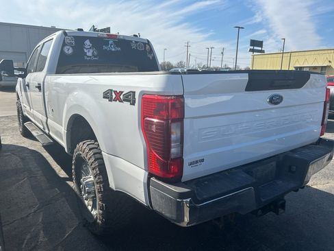 Used 2022 Ford F350 XLT image 3