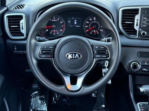 Used 2018 Kia Sportage LX FWD image 18