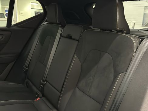 Used 2026 Volvo XC40 B4 Plus w/ Climate Package image 26