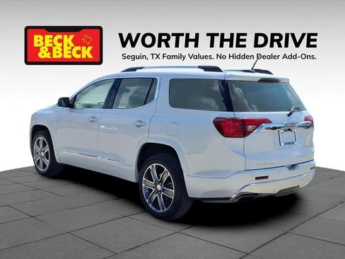 Used 2019 GMC Acadia Denali w/ Technology Package FWD image 7
