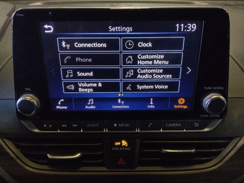 Used 2024 Nissan Altima 2.5 SV image 25