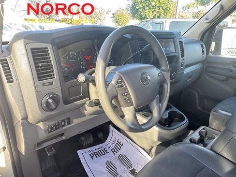 Used 2019 Nissan NV 2500 SV image 20