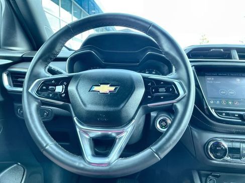 Certified 2023 Chevrolet TrailBlazer ACTIV w/ Convenience Package FWD image 11
