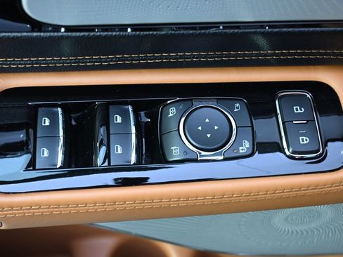 Used 2023 Lincoln Aviator Black Label w/ Dynamic Handling Package AWD/4WD image 22