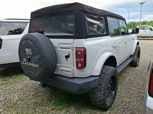 Used 2023 Ford Bronco Outer Banks AWD/4WD image 6