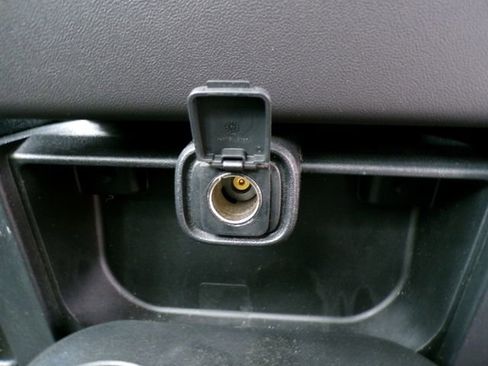 Used 2020 Ford F150 XL w/ Trailer Tow Package image 11