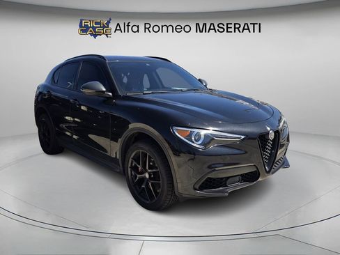 Used 2020 Alfa Romeo Stelvio w/ Nero Edizione image 4
