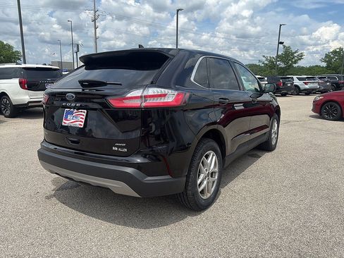 Used 2023 Ford Edge SEL w/ Convenience Package AWD/4WD image 4