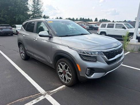 Used 2023 Kia Seltos SX w/ SX Sunroof Package AWD/4WD image 1