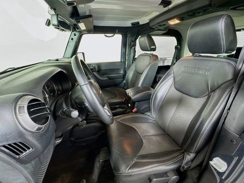 Used 2018 Jeep Wrangler Sport AWD/4WD image 21