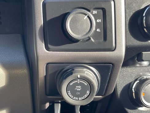 Used 2016 Ford F150 XLT w/ Equipment Group 302A Luxury image 27