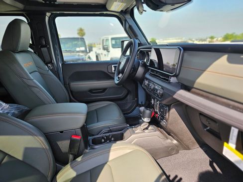 New 2026 Jeep Gladiator Mojave image 26