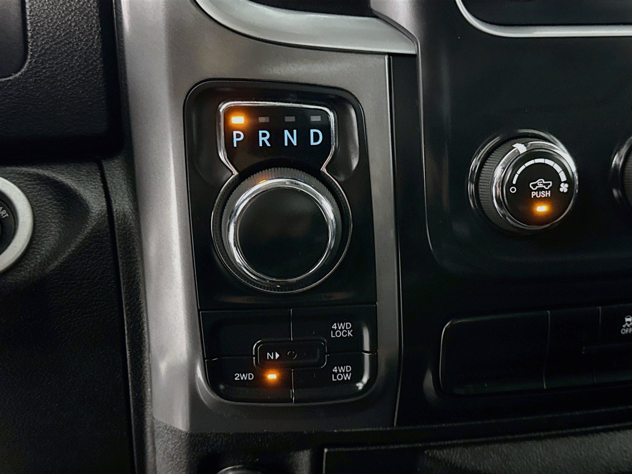 Used 2023 RAM 1500 Classic SLT AWD/4WD image 29