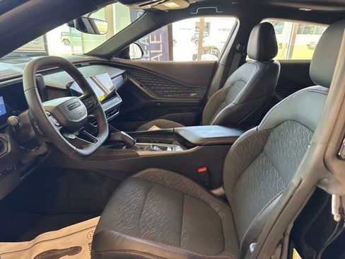New 2026 Dodge Charger Scat Pack w/ Blacktop Package AWD/4WD image 9