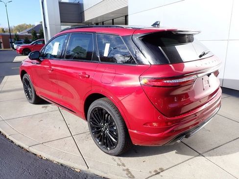 New 2026 Lincoln Corsair Premiere image 10