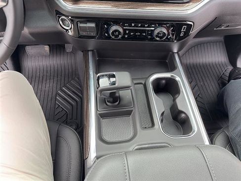 New 2026 Chevrolet Silverado 1500 RST AWD/4WD image 25