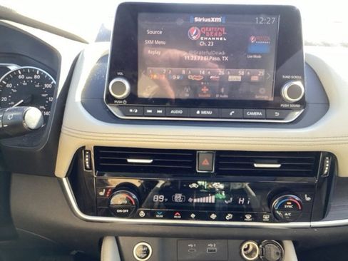 Used 2021 Nissan Rogue SL image 23