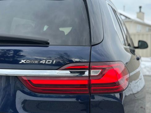 Used 2021 BMW X7 xDrive40i w/ Executive Package image 14