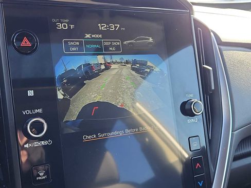 Used 2025 Subaru Crosstrek 2.0i Premium image 16