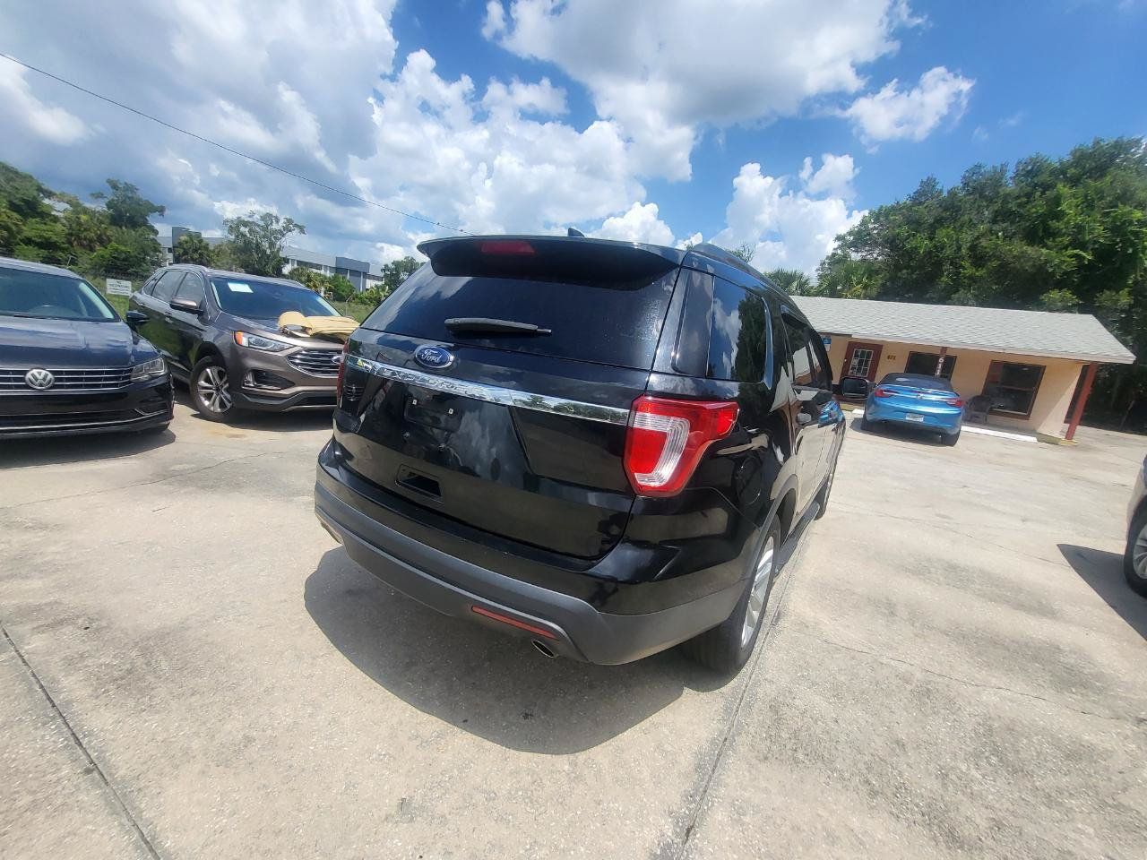 Used 2017 Ford Explorer FWD image 17