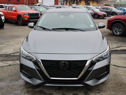 Certified 2022 Nissan Sentra SV image 9