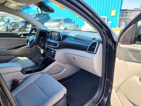 Used 2019 Hyundai Tucson SE AWD/4WD image 28