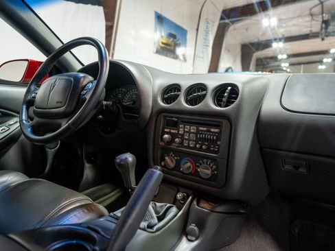 Used 1999 Pontiac Firebird Trans Am RWD image 19