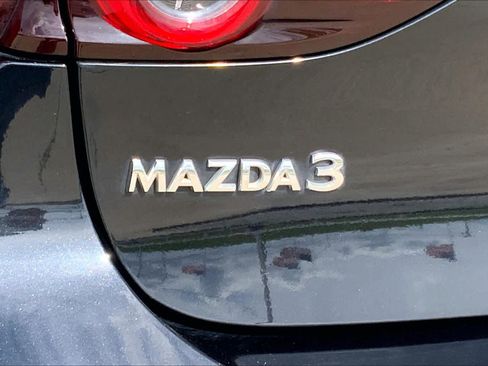 Used 2024 MAZDA MAZDA3 s FWD image 10