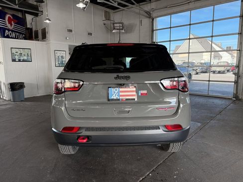 Used 2022 Jeep Compass Trailhawk w/ Trailhawk Convenience Group image 14