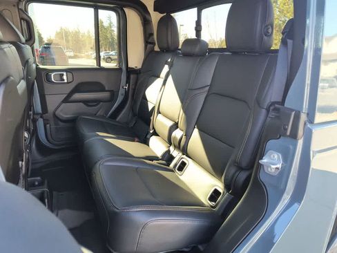 New 2026 Jeep Gladiator Sport image 21