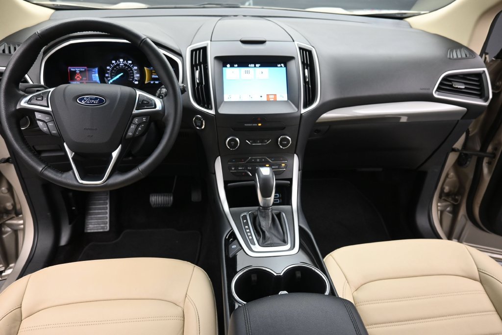 Used 2017 Ford Edge SEL w/ Equipment Group 201A FWD image 26