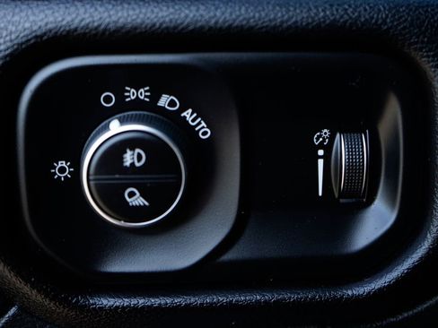 Used 2024 RAM 2500 Big Horn w/ Night Edition image 19