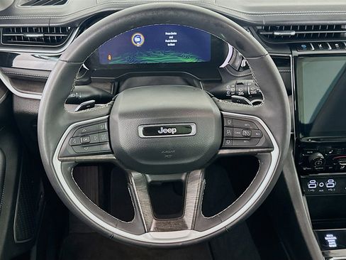 Used 2022 Jeep Grand Cherokee Limited 4xe AWD/4WD image 18