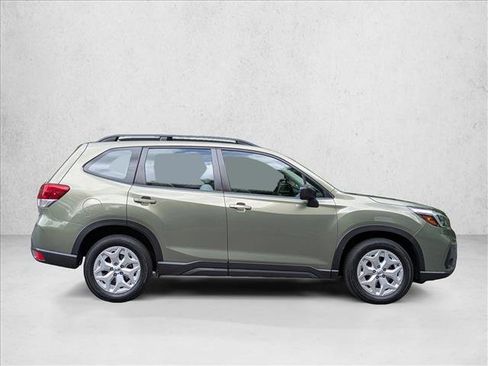 Used 2021 Subaru Forester AWD/4WD image 4