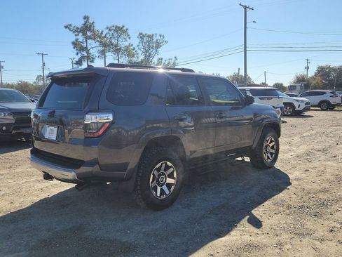 Used 2021 Toyota 4Runner TRD Off-Road image 3
