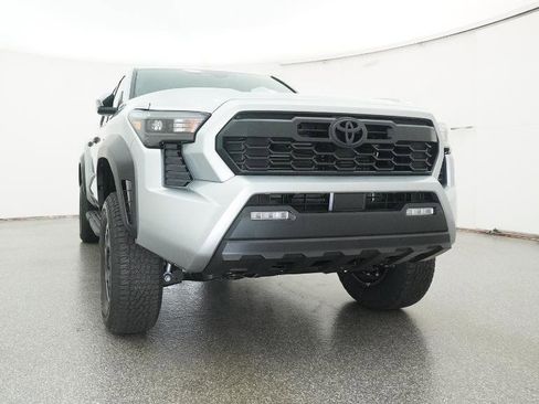 New 2025 Toyota Tacoma TRD Off-Road image 30