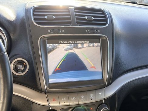 Used 2018 Dodge Journey Crossroad image 25