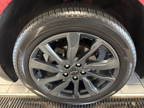 Used 2023 Chevrolet Equinox RS AWD/4WD image 12